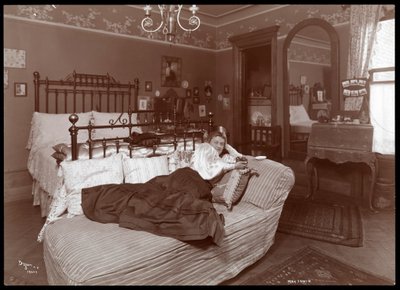 May Irwin, 1905 by Byron Company